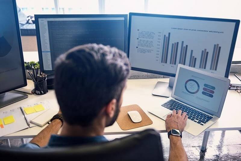 Đối với chuyên gia Data Analyst thì có mức thu nhập hấp dẫn